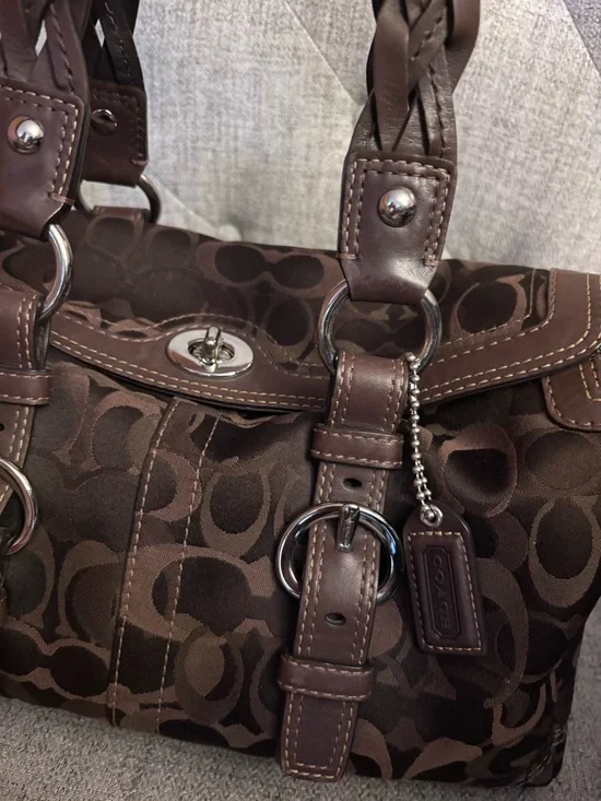 Coach Chelsea Optic Signature Satchel with Braided Handles❤️🤩‼️ - Picture 7 of 11